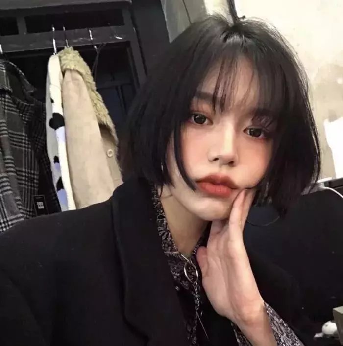怪笑少女